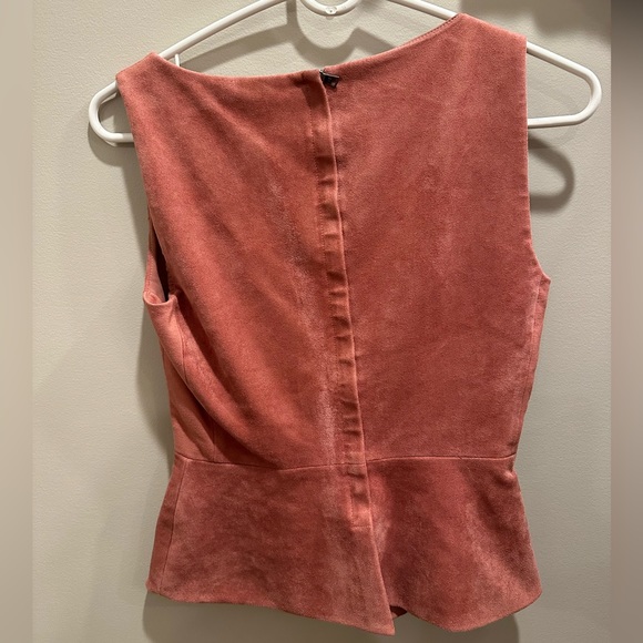 BCBG salmon peplum top suede - Picture 2 of 3